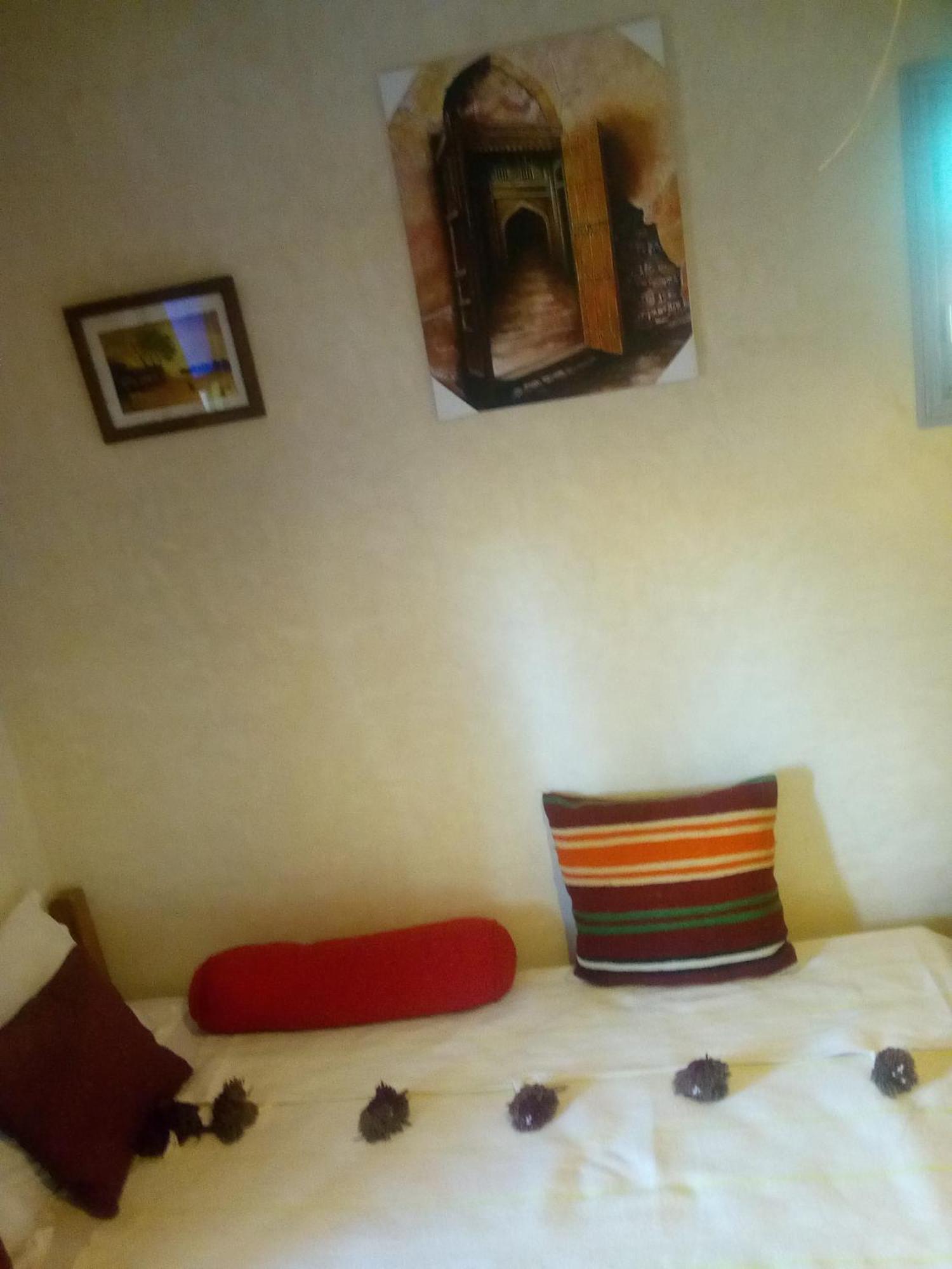 Le Petit Jardin Bed & Breakfast Demnat Cameră foto